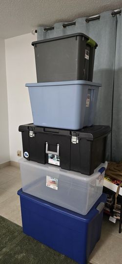 Sterilite Heavy-Duty Plastic Storage Bins Mixed Sizes – Lot Bundle