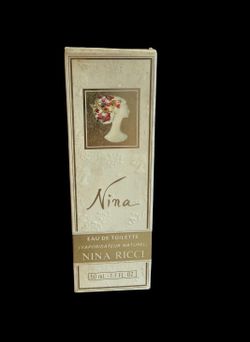 VINTAGE WOMEN PERFUME