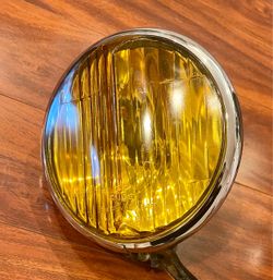 1939 Chevrolet guide fog light