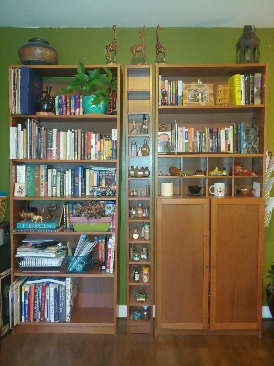 Bookshelf unit