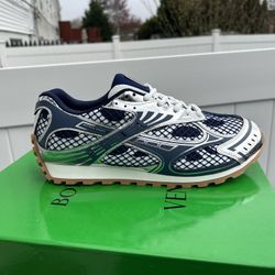 Bottega Size 42 Which Is A Men’s 9 
