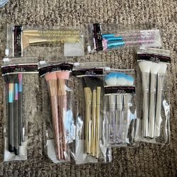 Brand New Make Up Brushes 