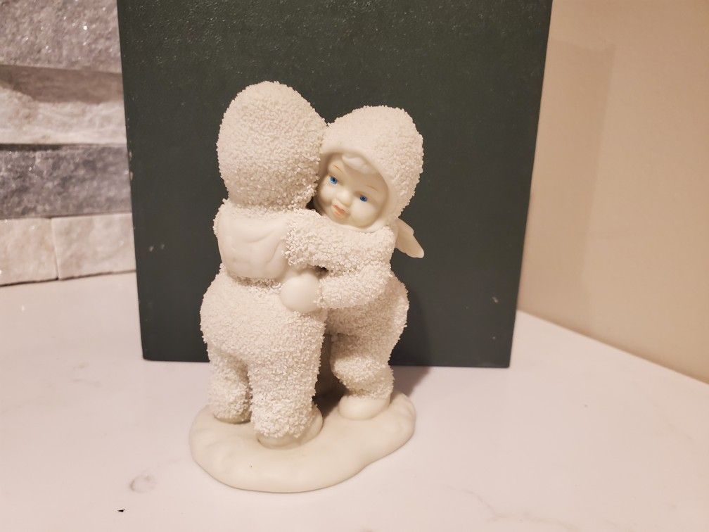 DEPT 56 SNOWBABIES " I NEED A HUG"