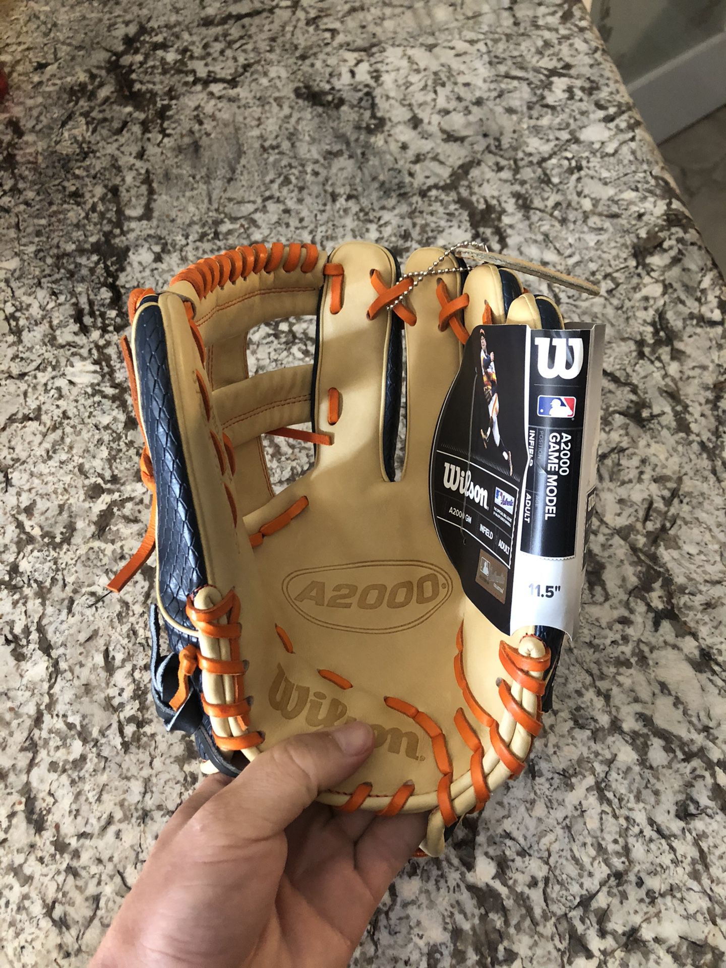 New Wilson a2000 Altuve Model Glove