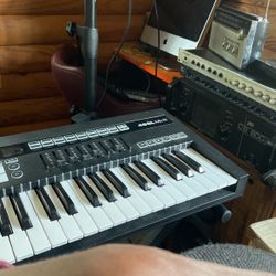 Novation 49 SL MK3