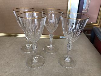 CRYSTAL GLASSES W/GOLD TRIM