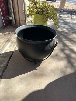 Metal Cauldron - dimensions in post
