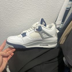 Jordan 4s