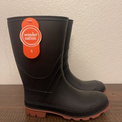 Wonder Nation Rain Boots (size 5)