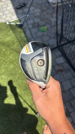Taylor made hybrid RBZ rocketfuel golf club