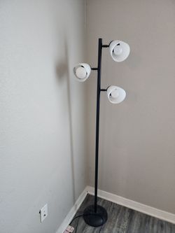 Lamp shade