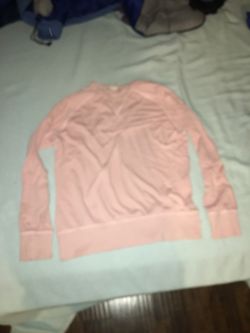 Pink pullover crew neck sweatshirt