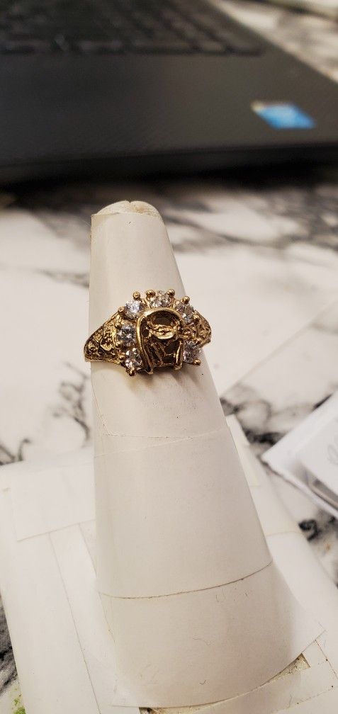 Real Gold 10kt Horseshoe Ring With White Topaz Stones