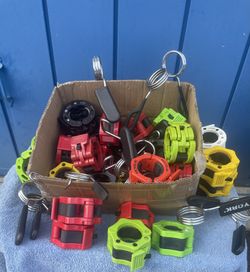 … Weightlifting Bar Collars - Big Selection … A Must Have For The Muscle Head In The Family … Various Types / Kinds ( Low Price )