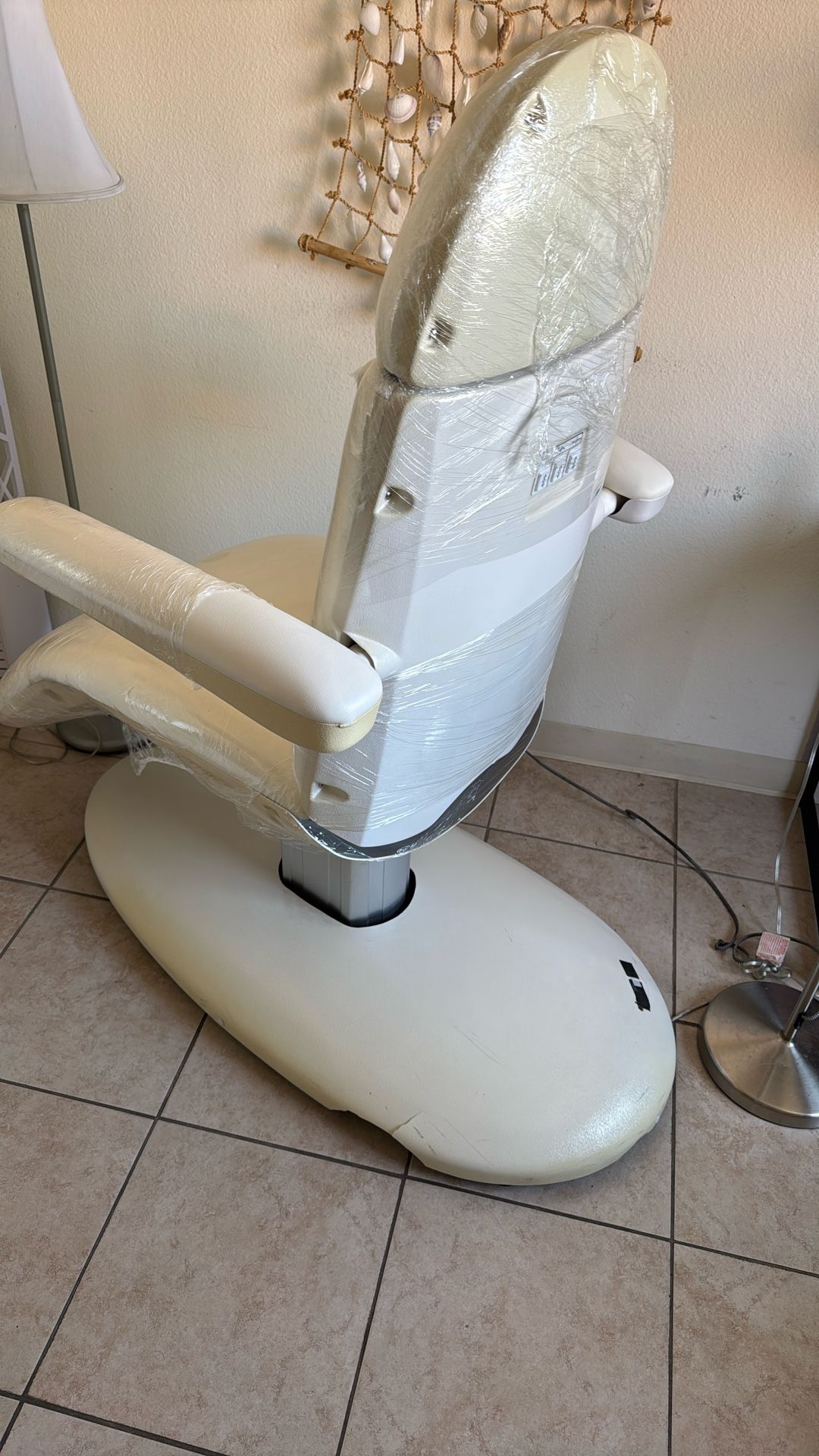 Facial Table ( Adjustable)
