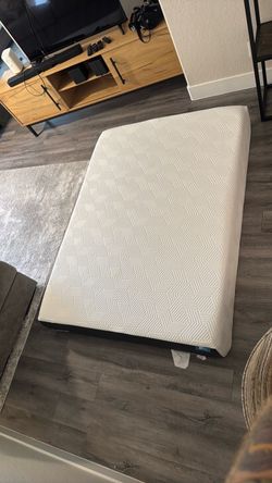 Lucid Queen Mattress 10”