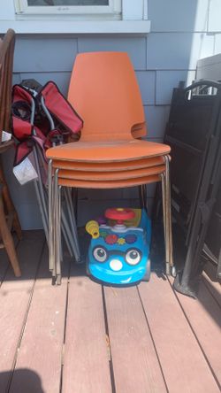 Set Of 4 Beautiful Chairs