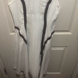 Women’s Semi Formal White And Brown Dress Size S