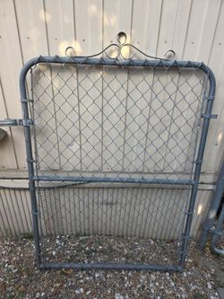 Chainlink Gate