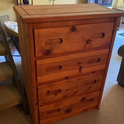 Wood Dresser - 4 Drawer
