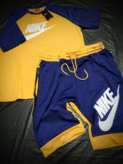 Short Set (Size Large)