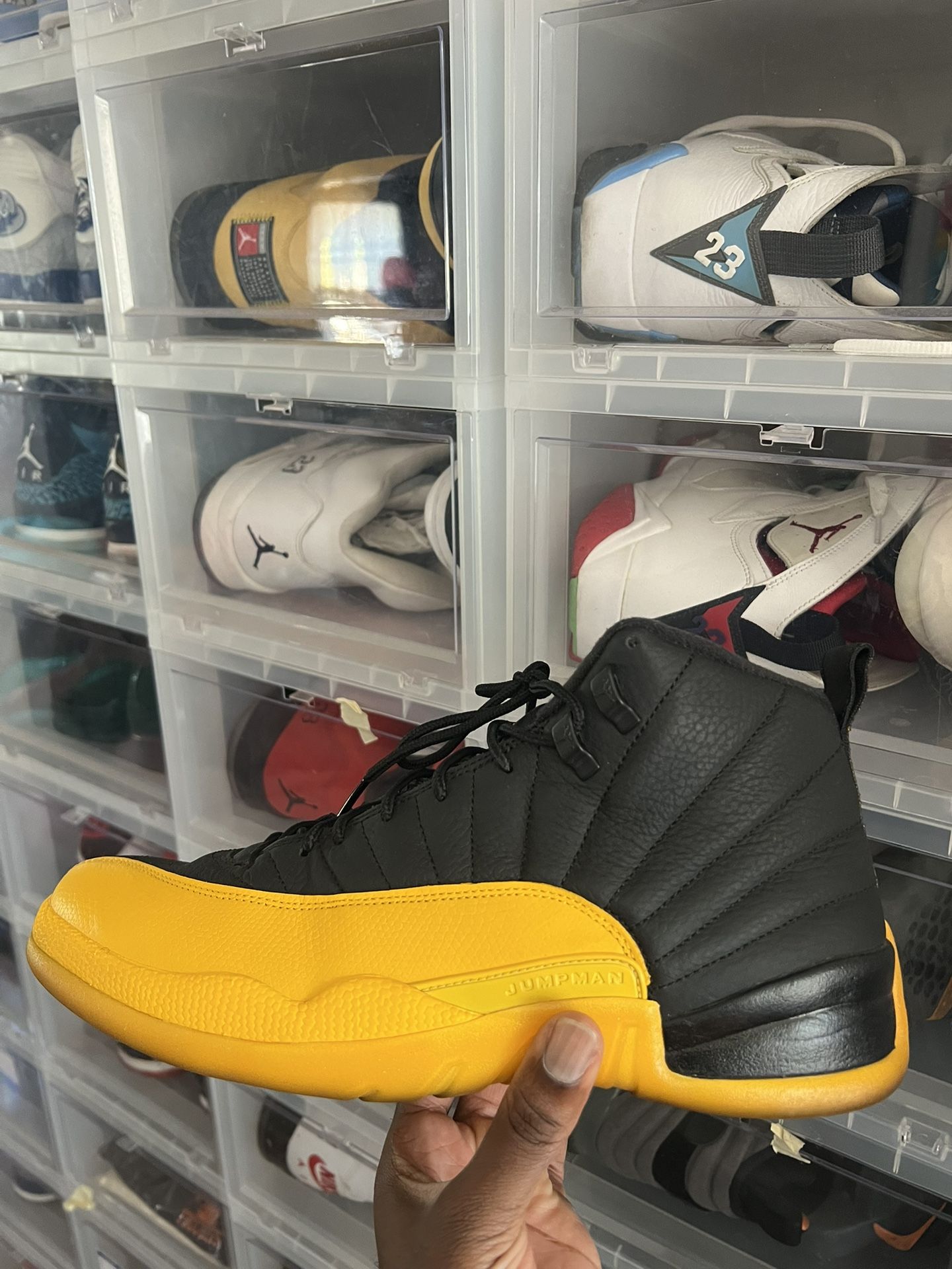 Air Jordan 12 University Gold