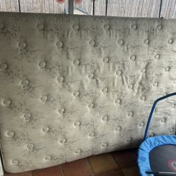 Queen Bed Set