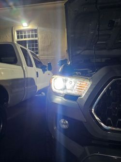 HiD an LED headlights