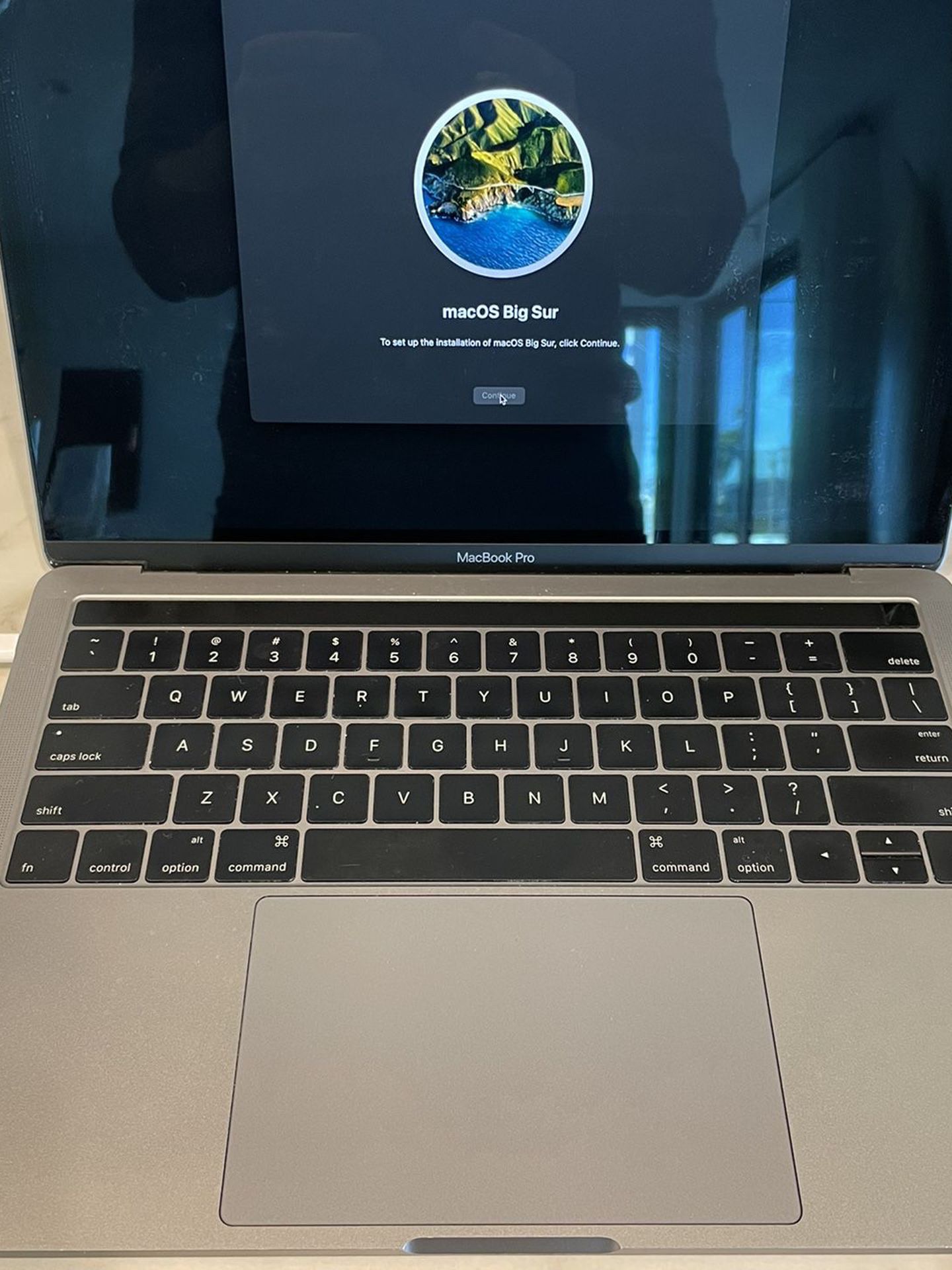 13” MacBook Pro Laptop with Touchbar