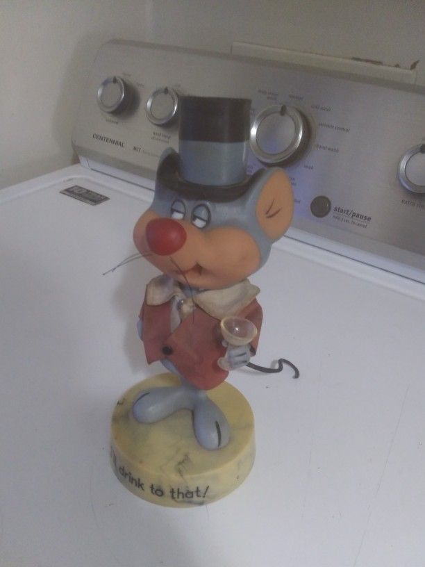 1970 Warner Bros Merlin The Magic Mouse Figure It's 9in Tall