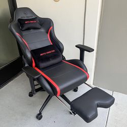 NEW IN BOX Black with Red Accent Gaming Office Computer Chair With Footrest And Adjustable Armrest Game Furniture 
