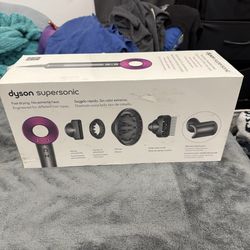 Dyson supersonic hairdryer brand new sealed
