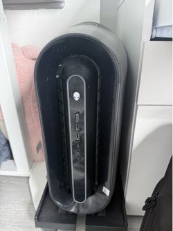Dell Alienware R11 2080 Super with razer keyboard
