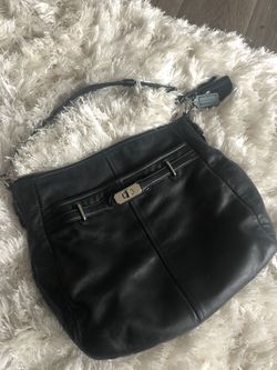 Medium Coach Black Handbag