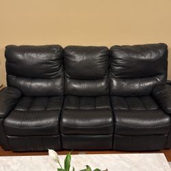 Leather Couch With Recliners 