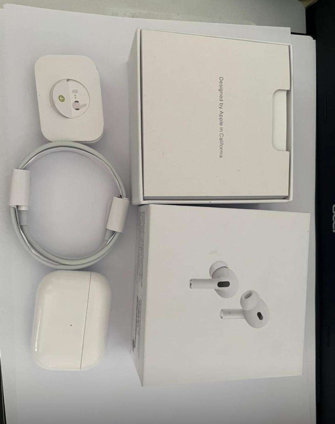 Air Pod Gen 2 Pros 