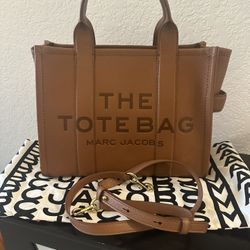 Marc Jacobs Medium Leather Tote Bag