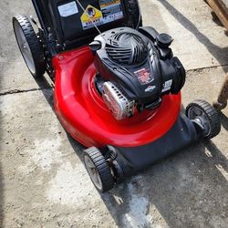 Yard Machine Lawn Mower 5.50EX 