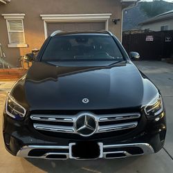2022 Mercedes-Benz GLC 300
