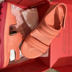 Brand New Hunters Size 5! 2 Pairs