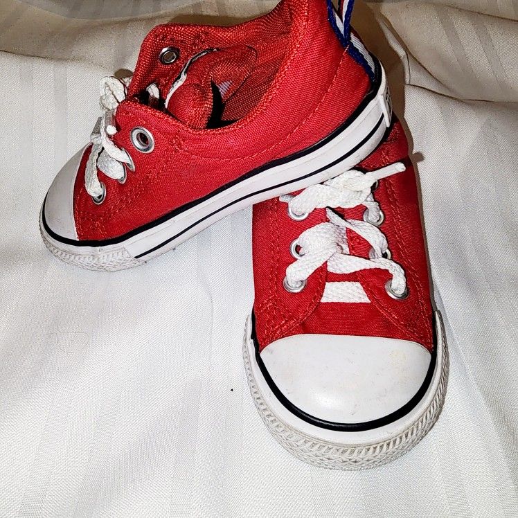 Red Converse
