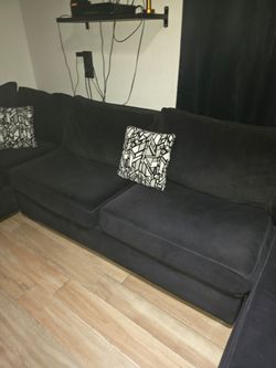 XL Black sectional moving SALE