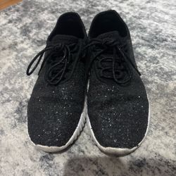 Black sneakers with white speckles Size Woman 8 #speckled #athletic