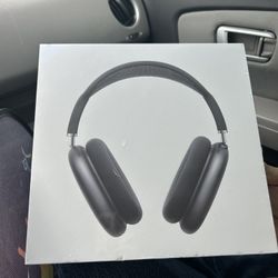 AirPods Max With Smart Case