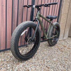 Mongoose Argus ST 26 Fat Bike for Sale in Litchfield Park AZ