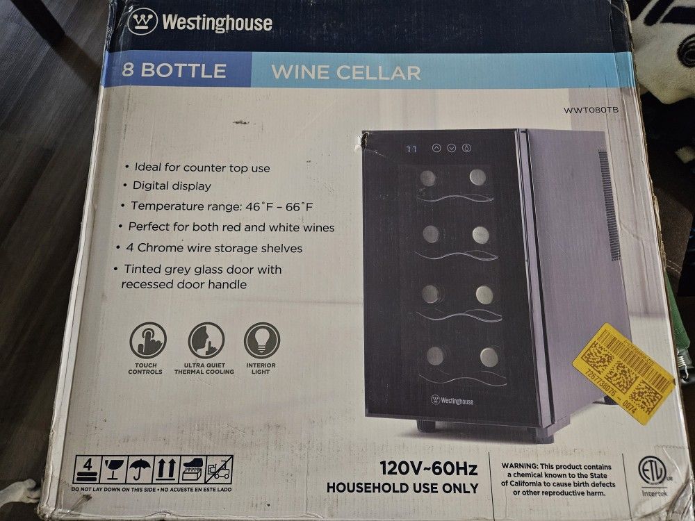 New Westinghouse 8 Bottle Counter Top Wine Cellar Fridge