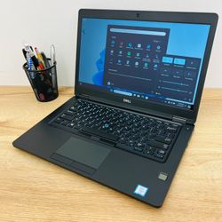 Dell i5 vPro 8th Quad Core Full HD Touchscreen laptop / Windows 11 Pro / SSD 256GB / RAM 8GB / Camera / HDMI / USB C / Bluetooth / Charger / Backlit