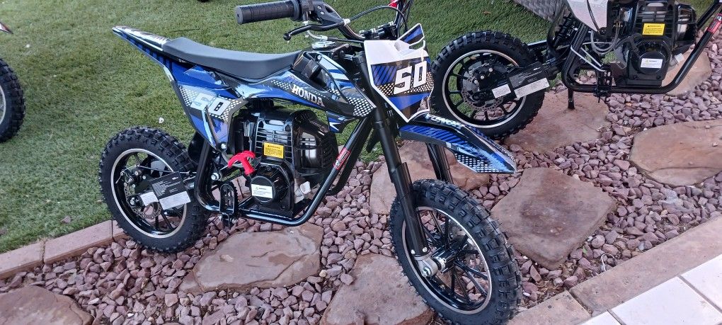 Kids HONDA  Dirt Bikes - Gas- 25 Mph  And Electric Motocycle