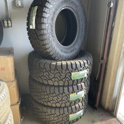 35x12.50r17