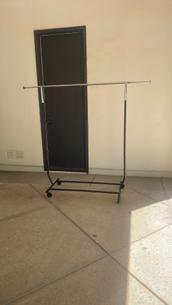 Garment Rack — Black
